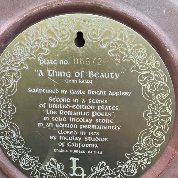 She Walks in Beauty" (Lord Byron), Sculptured by Gayle Bright Appleby. - Picture 4 of 4